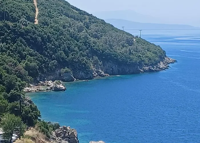 Nikos And Penthouse 바실리키