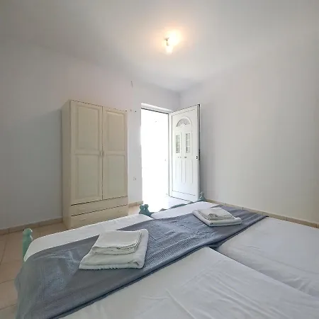 شقة Nikos And Penthouse *