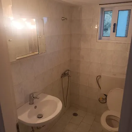 Nikos And Penthouse *