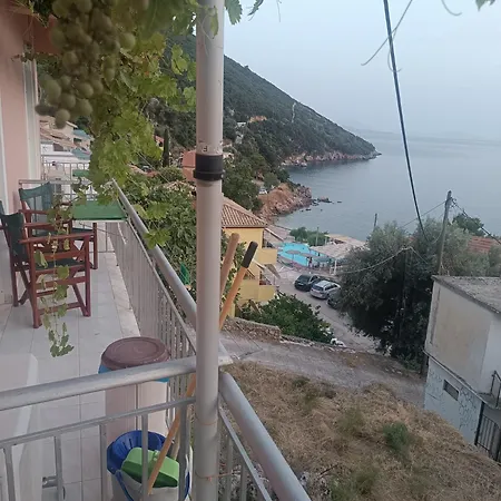 Διαμέρισμα Nikos And Penthouse Βασιλική